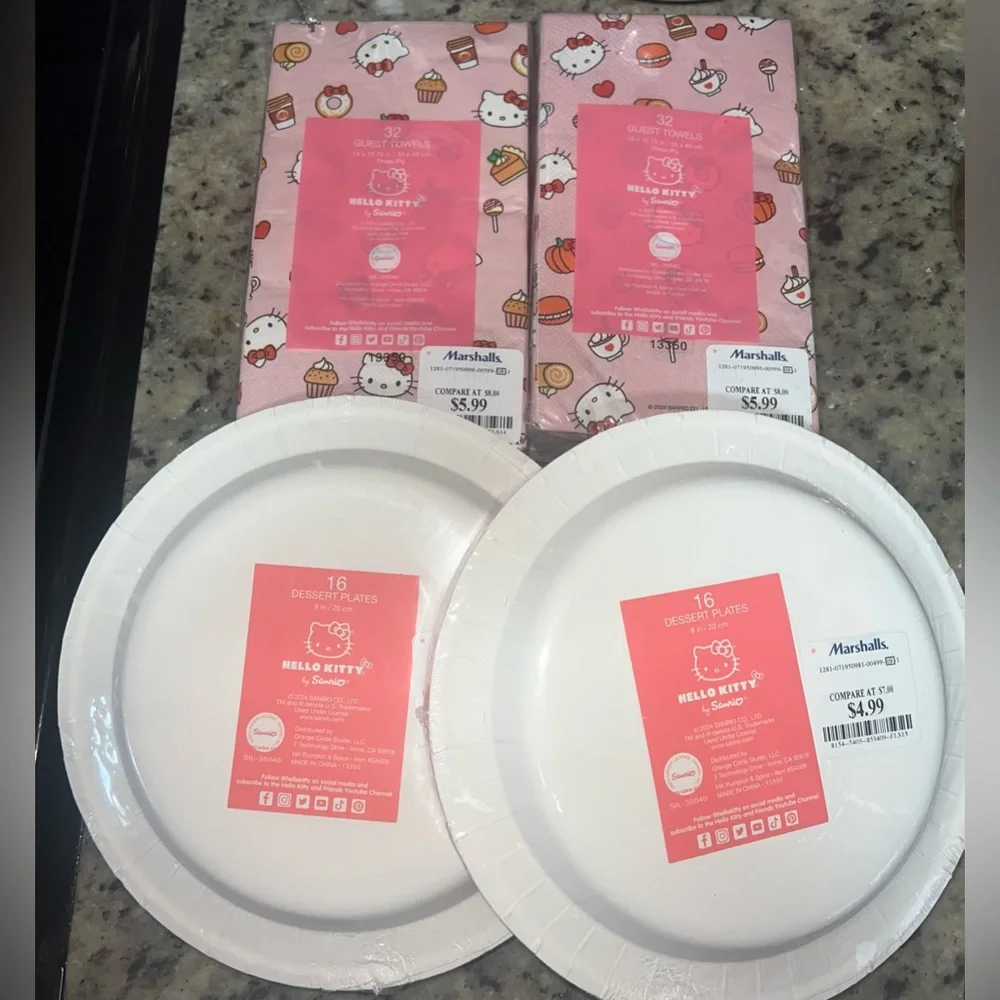 Hello Kitty fall dessert plates and napkins Sealed NWT